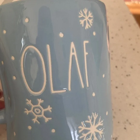 NWT. Rae Dunn, 24oz., Disney’s “Olaf”, ceramic mug. - Picture 10 of 12